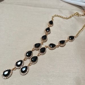 Black stone fashion necklace